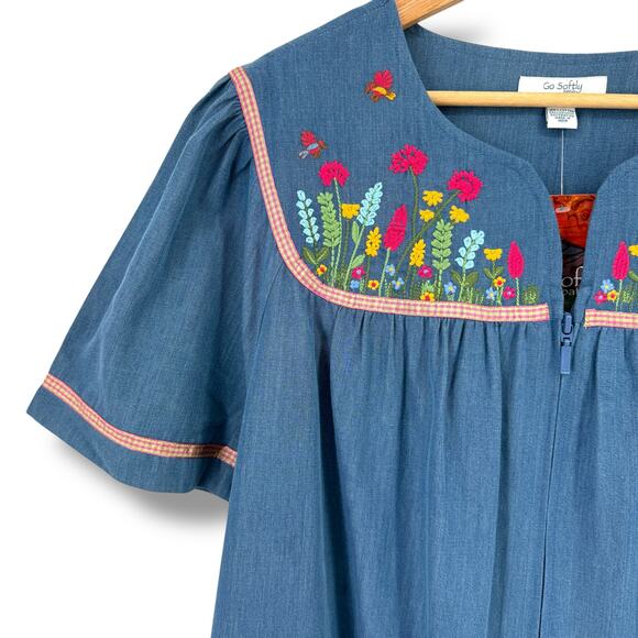 Go Softly Denim Embroidered Bird House Patio Dress Plus Sz 1X Floral Full Zip - Picture 3 of 10